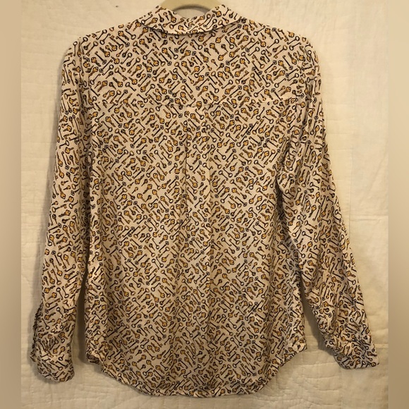 Chico’s Going Out Button Down Key print novelty long sleeve blouse size 0 - Picture 2 of 7